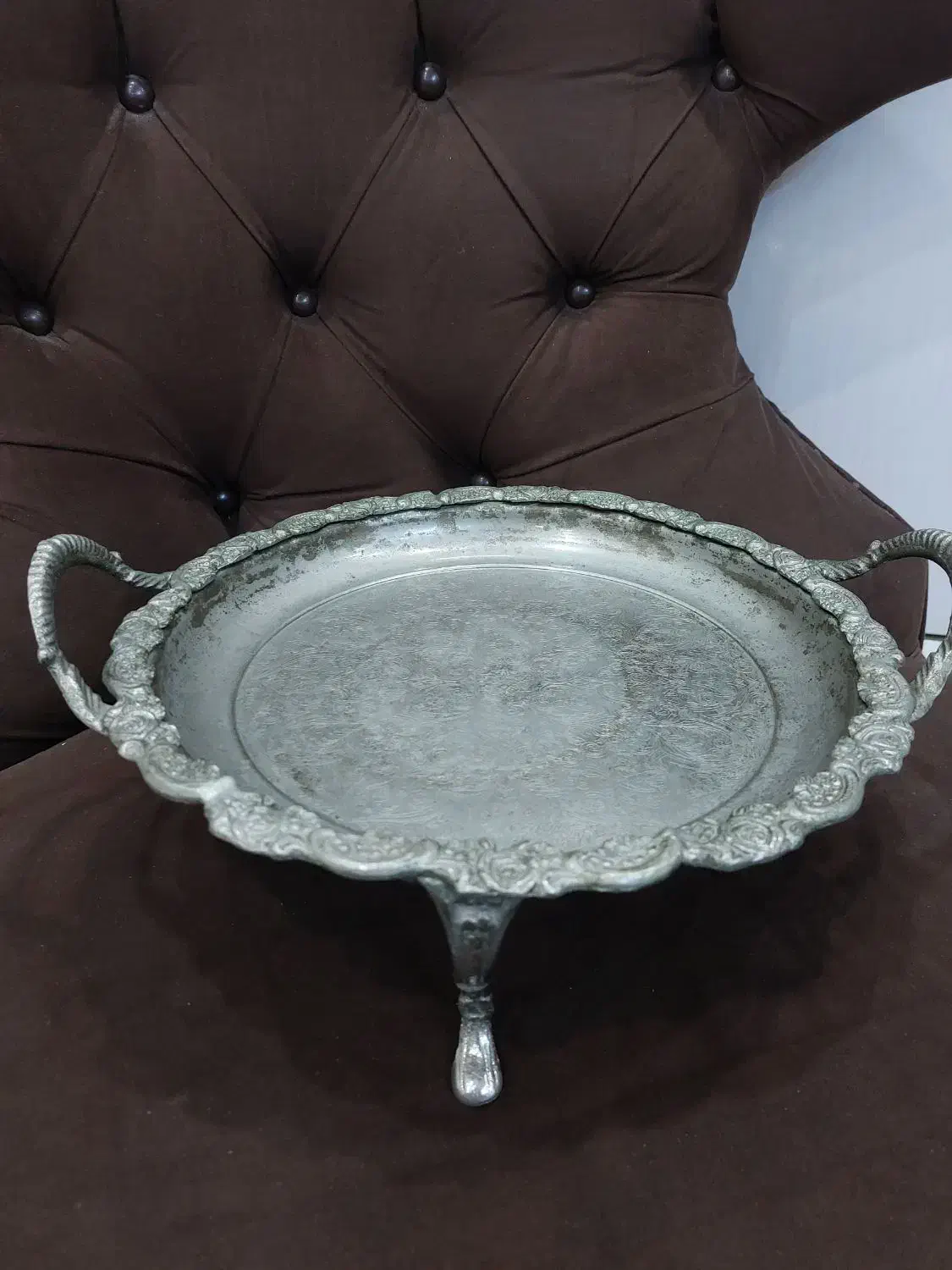 سینی قدیمی|کلکسیون اشیاء عتیقه|شهر ری, جوانمرد قصاب|دیوار