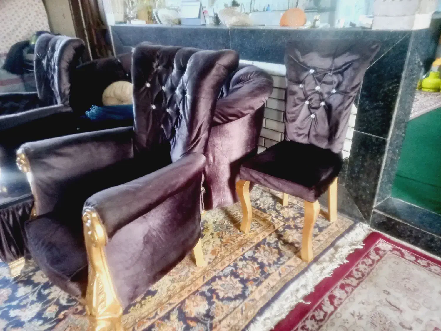 مبل|مبلمان خانگی و میز عسلی|زیرآب, |دیوار