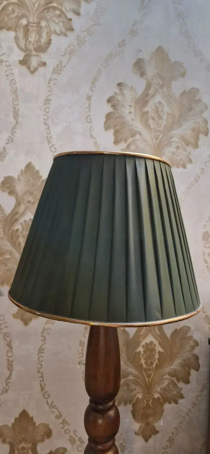 آباژور چوب گردو|چراغ خواب و آباژور|مشهد, هفت تیر (آب و برق)|دیوار