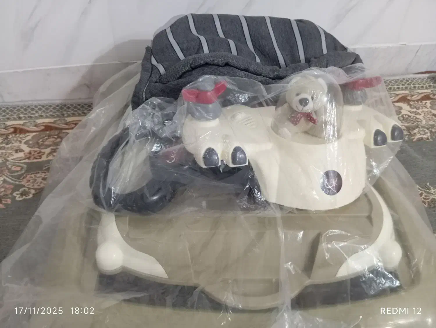 روروک درحدنو|کالسکه و لوازم جانبی|رباط‌کریم, رباط‌کریم|دیوار