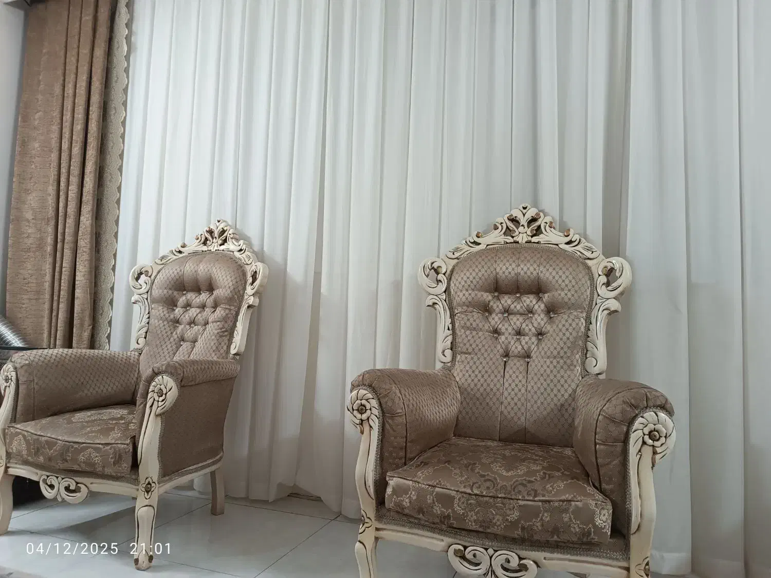 مبل سلطنتی|مبلمان خانگی و میز عسلی|مشهد, حضرت حجت|دیوار