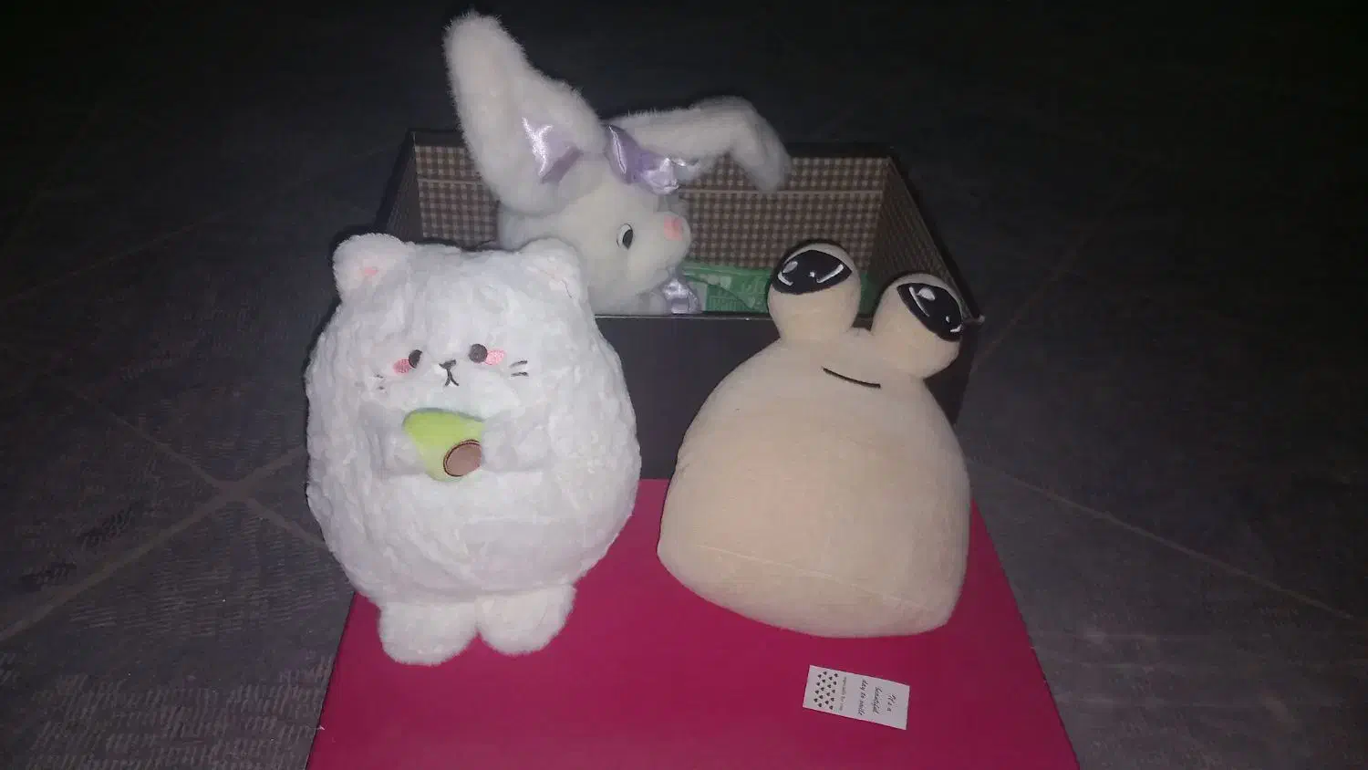 عروسک|اسباب‌بازی بچه|سنندج, |دیوار