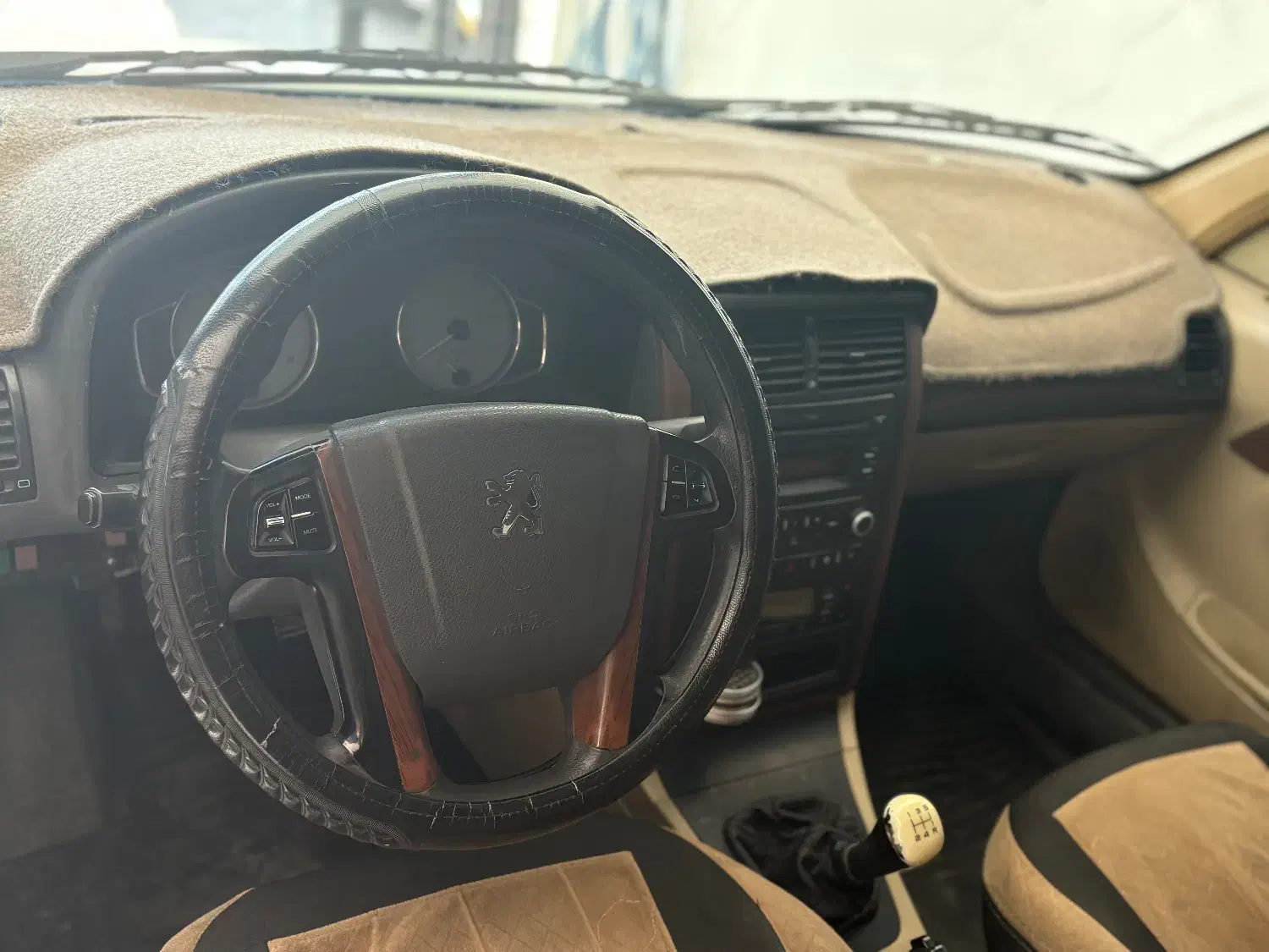 پژو پارس مدل۹۸|خودرو سواری و وانت|اصفهان, شفق|دیوار