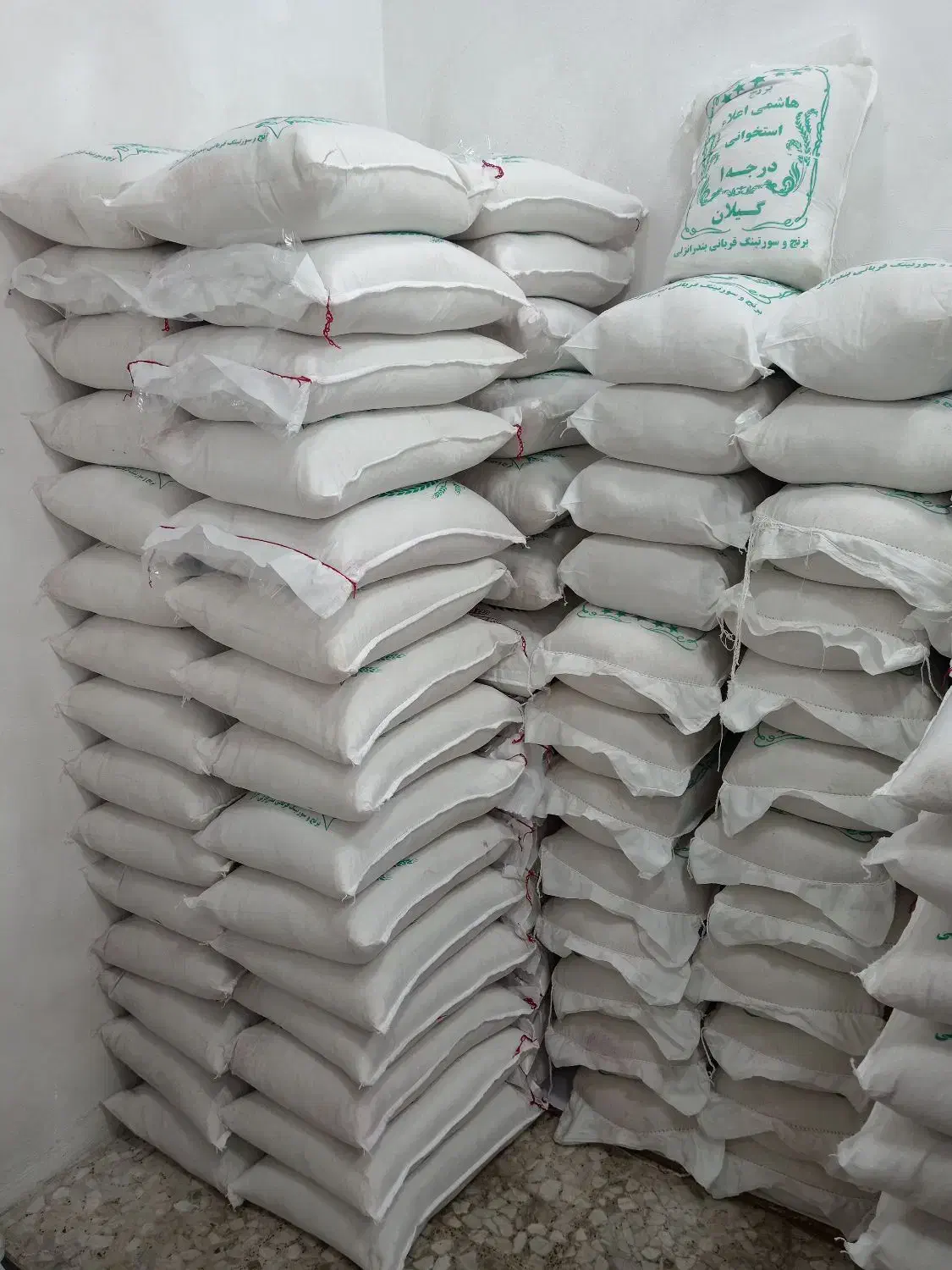 برنج هاشمی روشن(پرمحصول) فی 179|خوردنی و آشامیدنی|بندر انزلی, نیمه شعبان|دیوار