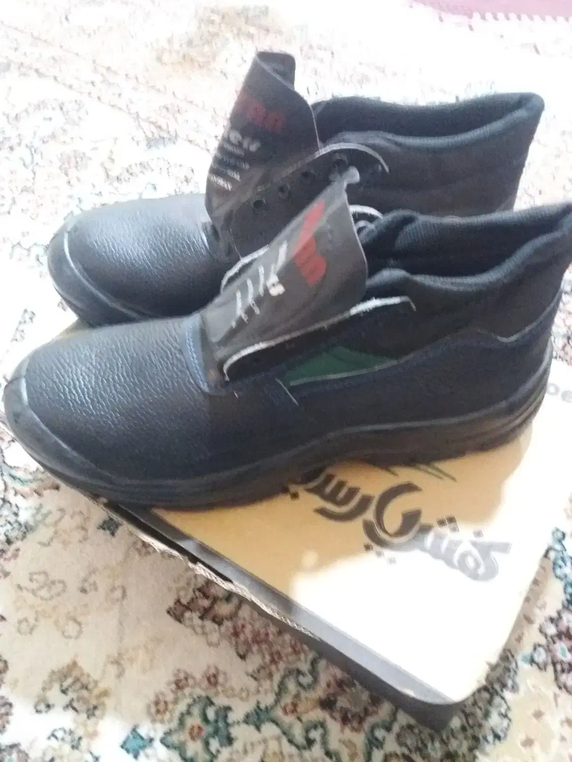 کفش ایمنی سایز ۴۴|کیف، کفش، کمربند|الیگودرز, |دیوار