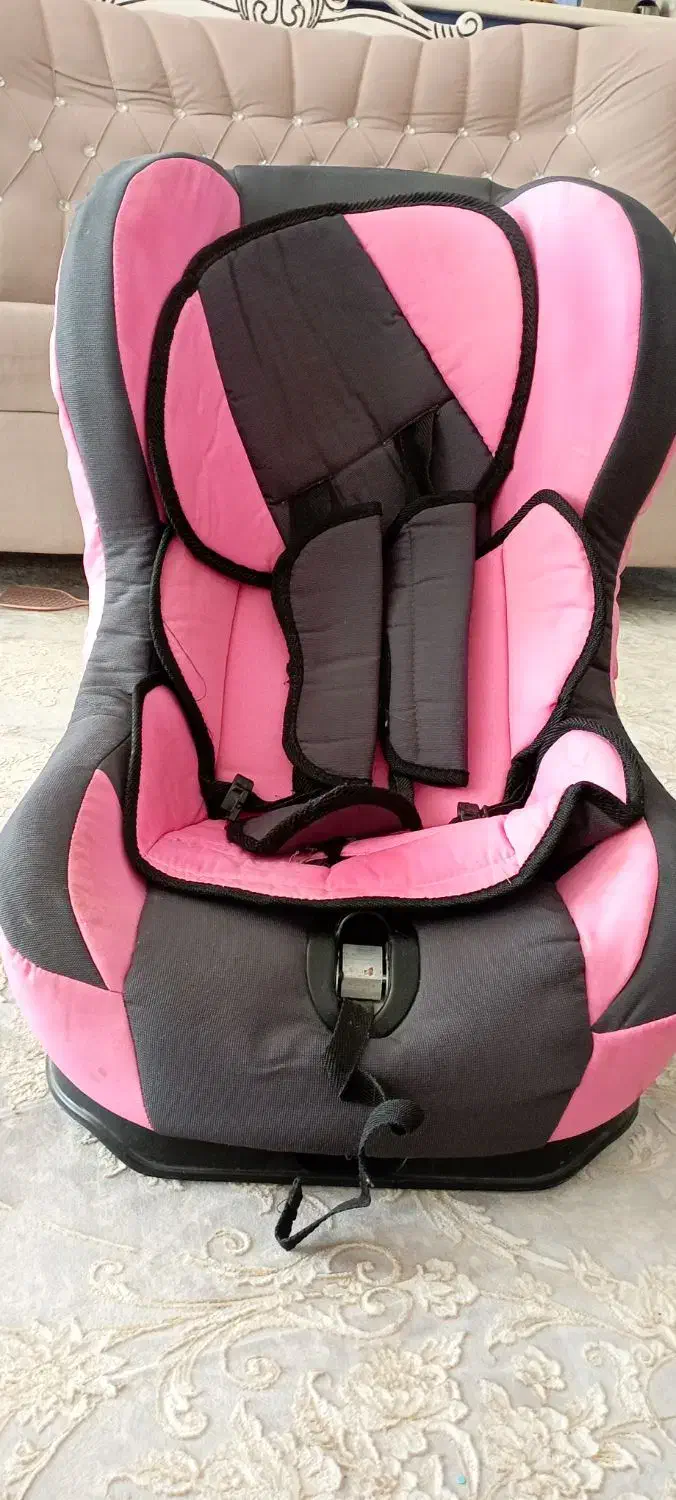 صندلی ماشین|تخت و صندلی بچه|سیرجان, |دیوار