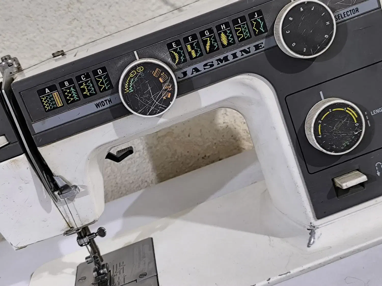 چرخ خیاطی  JASMIN|چرخ خیاطی و ریسندگی|اشنویه, |دیوار