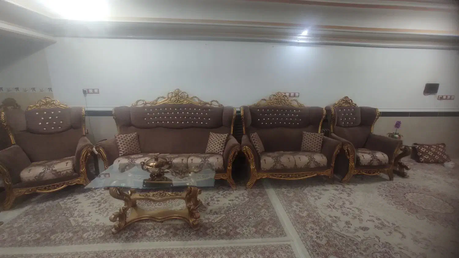 مبل سلطنتی|مبلمان خانگی و میز عسلی|علی‌آباد کتول, |دیوار