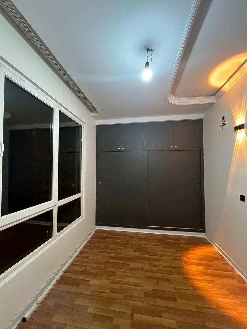 ۱۲۰ متر ۲ خواب فول امکانات / ۷ ساله /سالن پرده خور