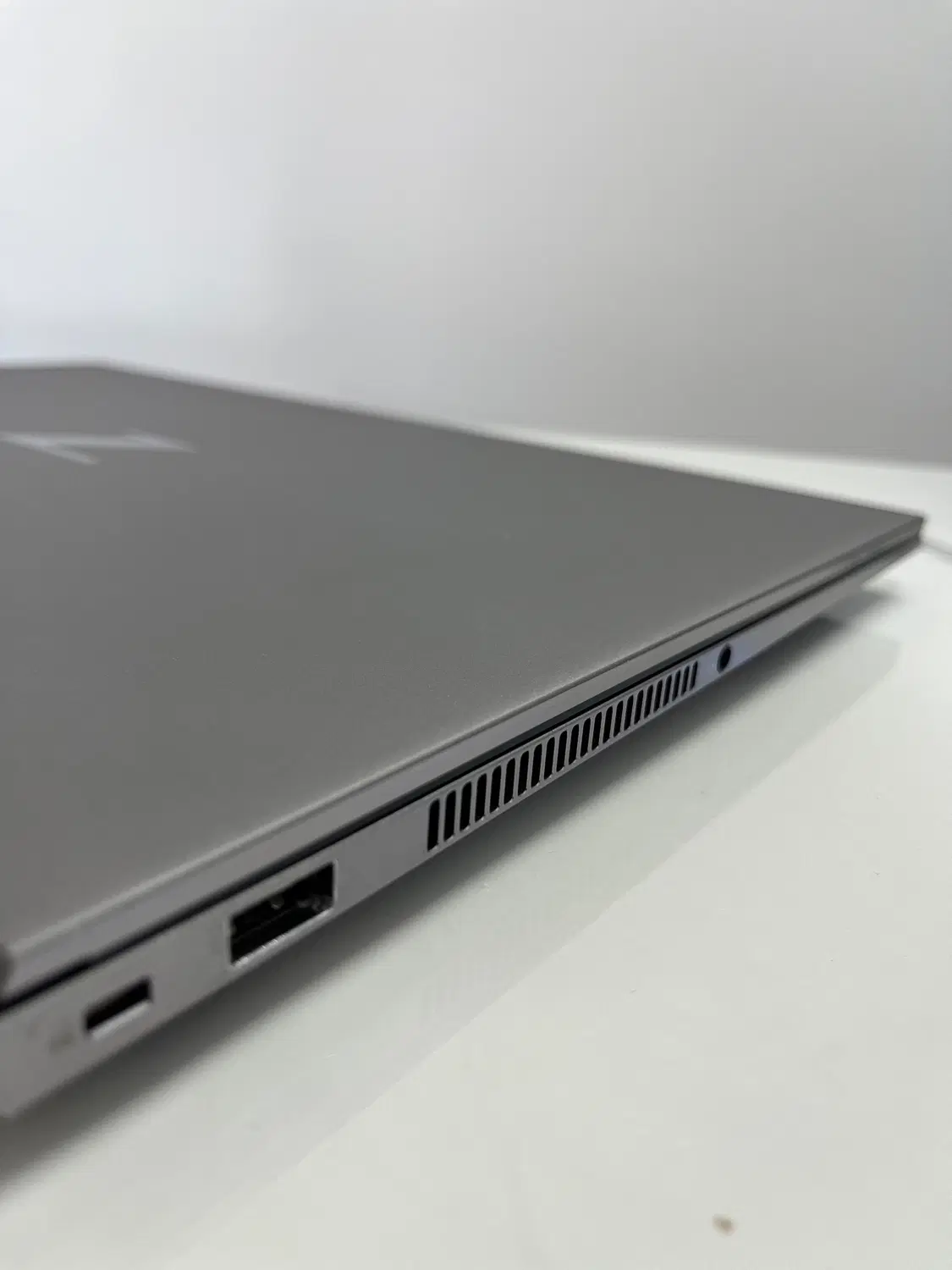 لپ تاپ HP zbook نقد و اقساط مخصوص گیم و رندرینگ|رایانه همراه|اصفهان, شهرستان|دیوار