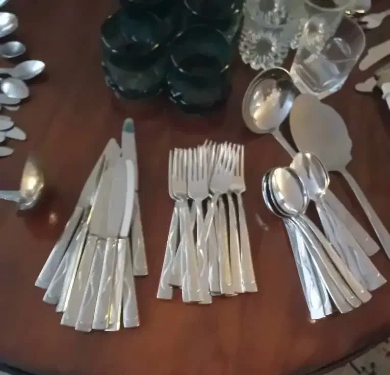 فروش انواع ست قاشق و چنگال|ظروف سرو و پذیرایی|تهران, ونک|دیوار