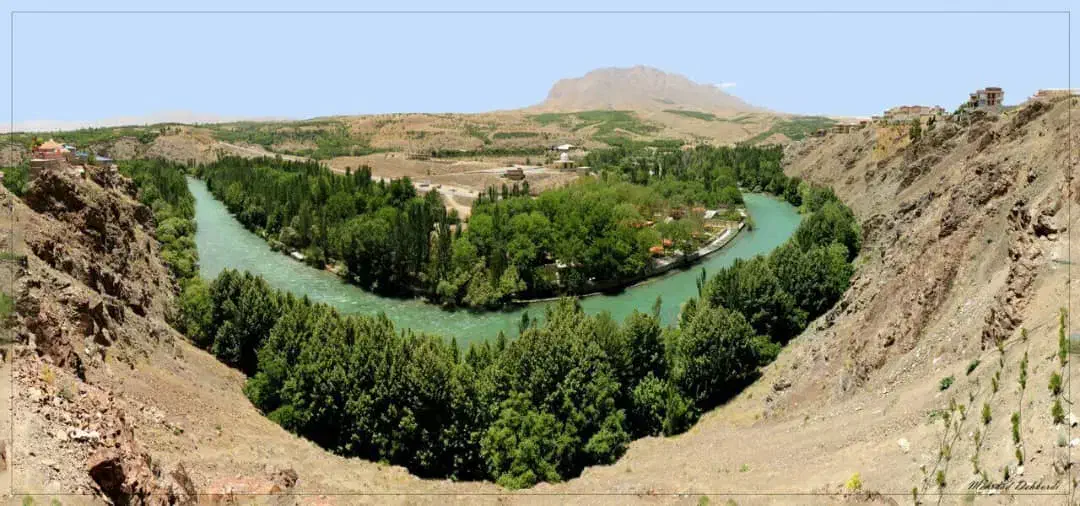 اجاره ویلا سویت لب اب پل زمانخان سامان وحاشیه|اجارهٔ کوتاهمدت ویلا و باغ|اصفهان, نقش جهان|دیوار