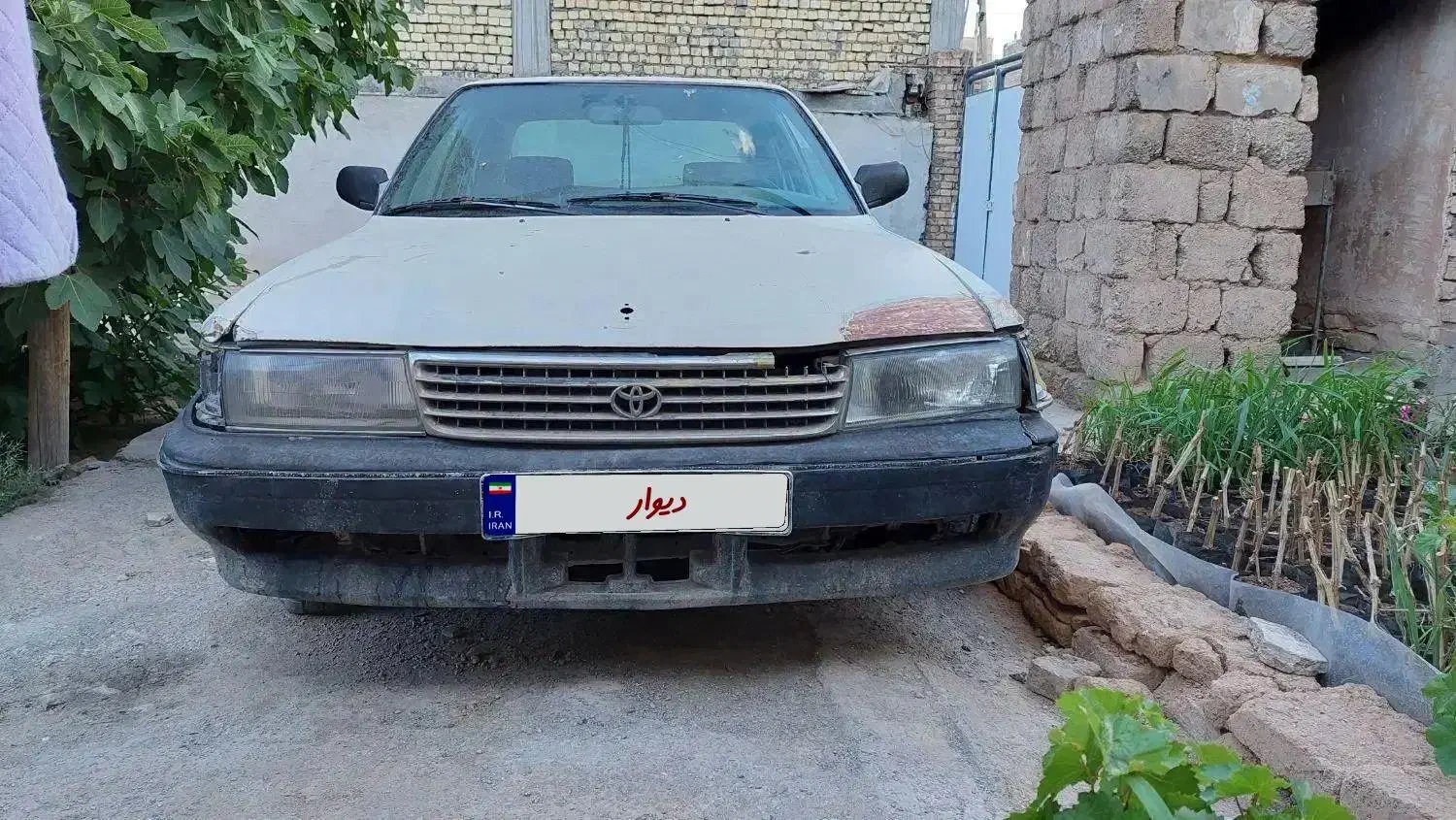 تویوتا کرسیدا|خودرو سواری و وانت|لنجان, |دیوار