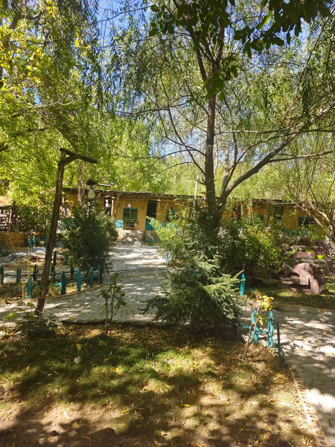 استخدام قیلیون زن و سالندار مجرب و مجرد|استخدام خدمات فروشگاه و رستوران|یاسوج, |دیوار