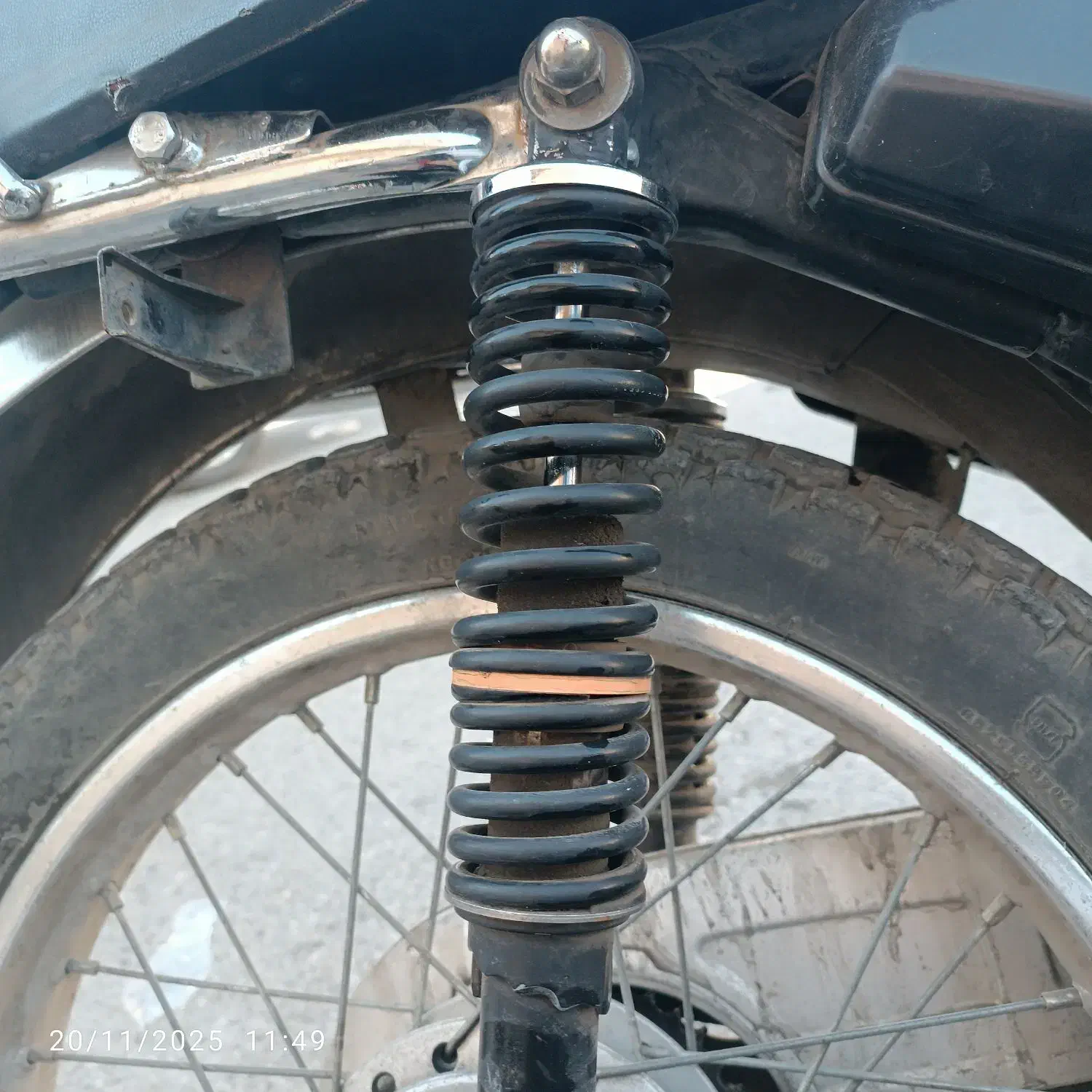 کمک عقب موتور۱۲۵|قطعات یدکی و لوازم جانبی|خرمآباد, |دیوار