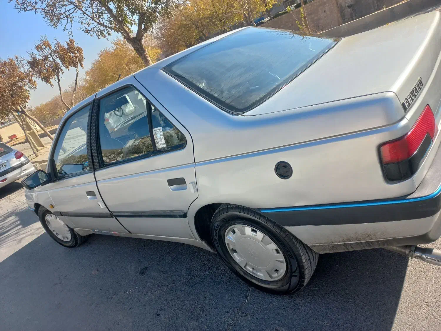 پژو۴۰۵|خودرو سواری و وانت|اراک, |دیوار