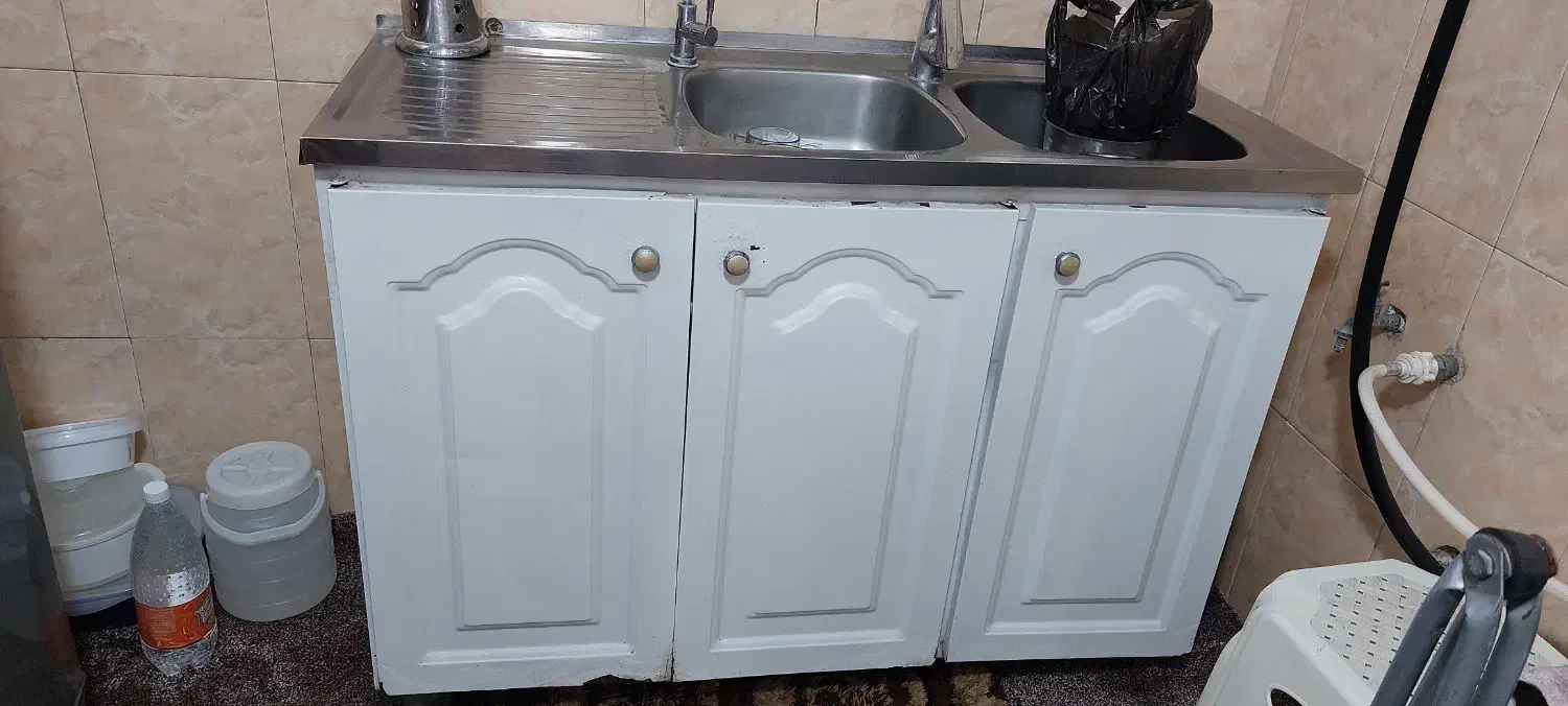 کابینت آشپزخانه و هود و اجاق گاز|آب‌چکان و نظم‌دهنده ظروف|قرچک, زیبا شهر|دیوار