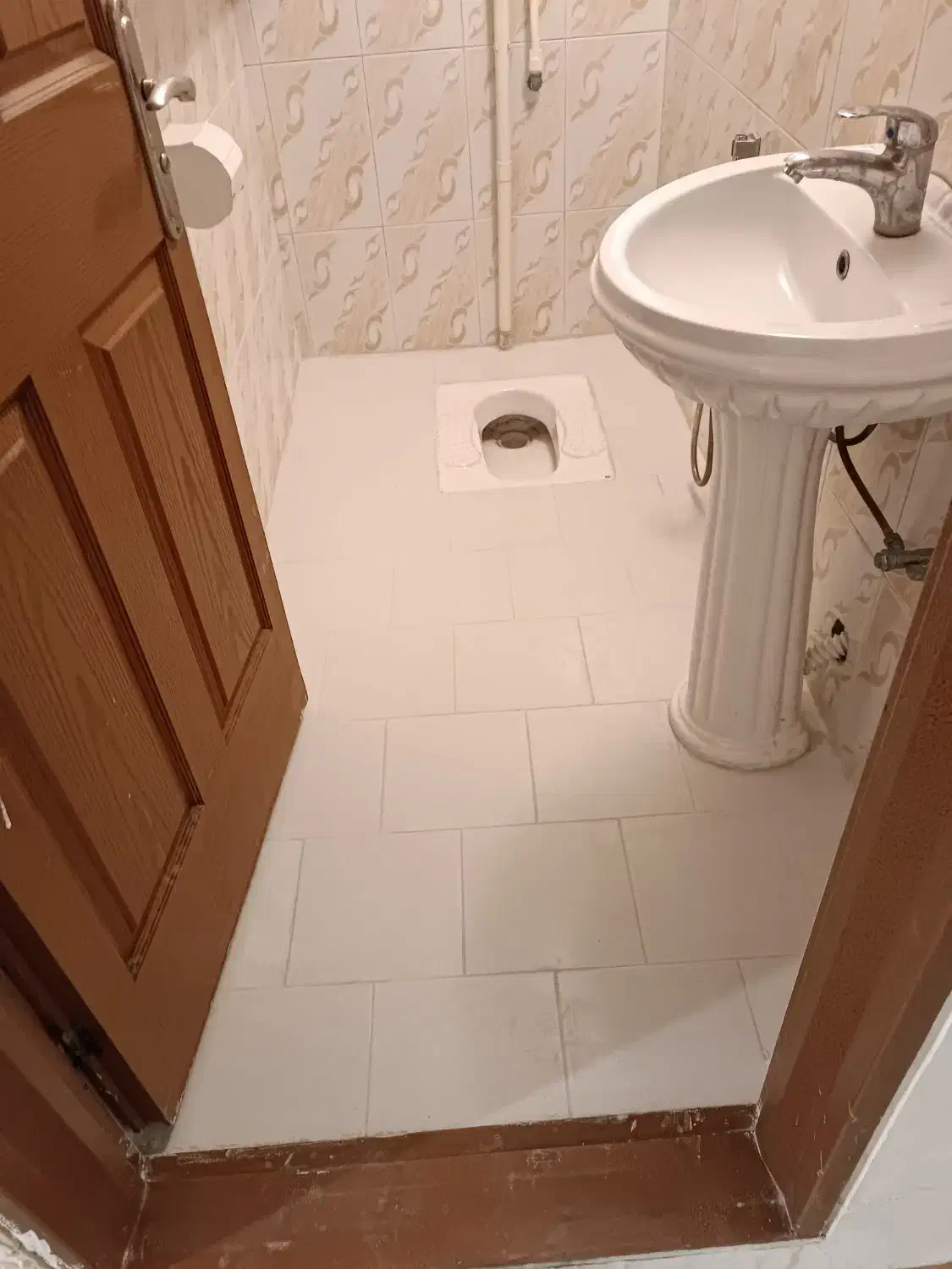 بند کشی حمام سرویس جلوگیری از نم ورطوبت آب بندی|خدمات پیشه و مهارت|ارومیه, |دیوار