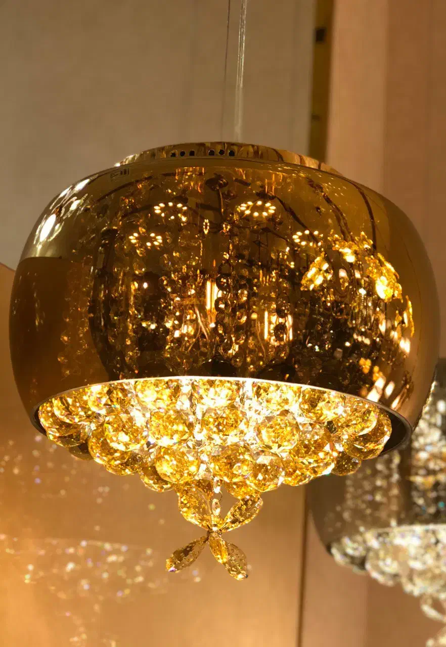 لوستر مدرن طلایی در حد نو|لوستر و چراغ آویز|تهران, پونک|دیوار