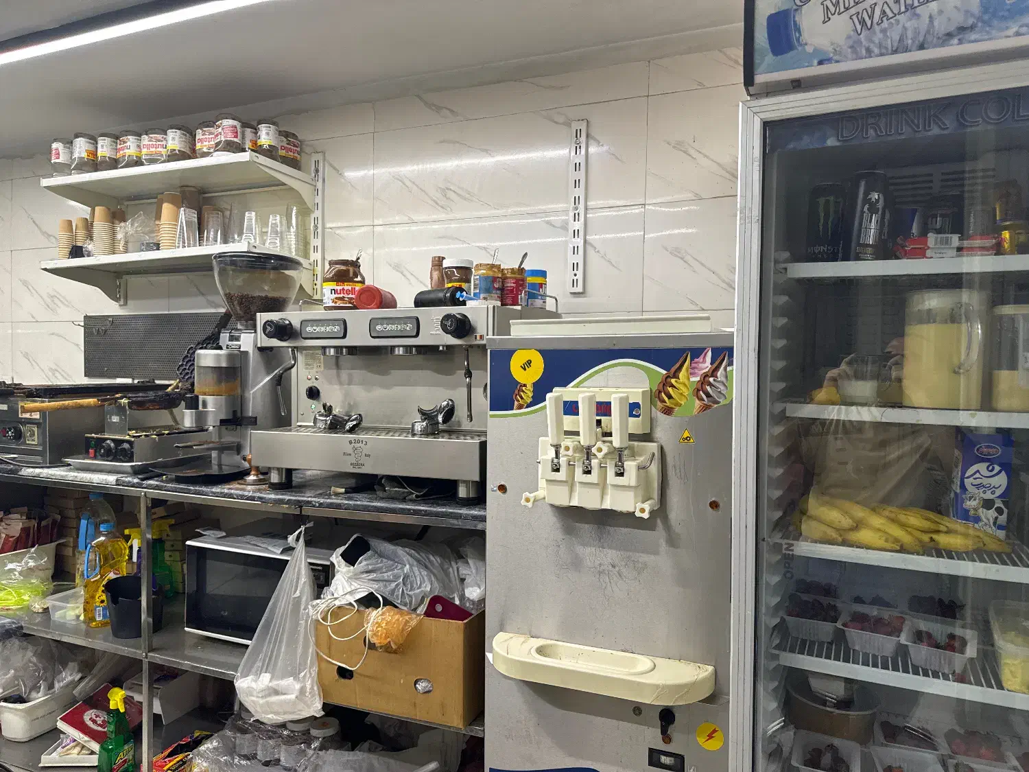 تجهیزات کارکرده کافه بستنی|کافیشاپ و رستوران|تهران, پاسداران|دیوار