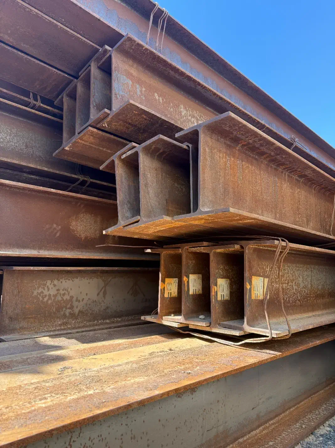 مشاوره تامین کننده ریل فولادی تاورکرین سرند سنگشکن|خدمات پیشه و مهارت|شیراز, سرو|دیوار