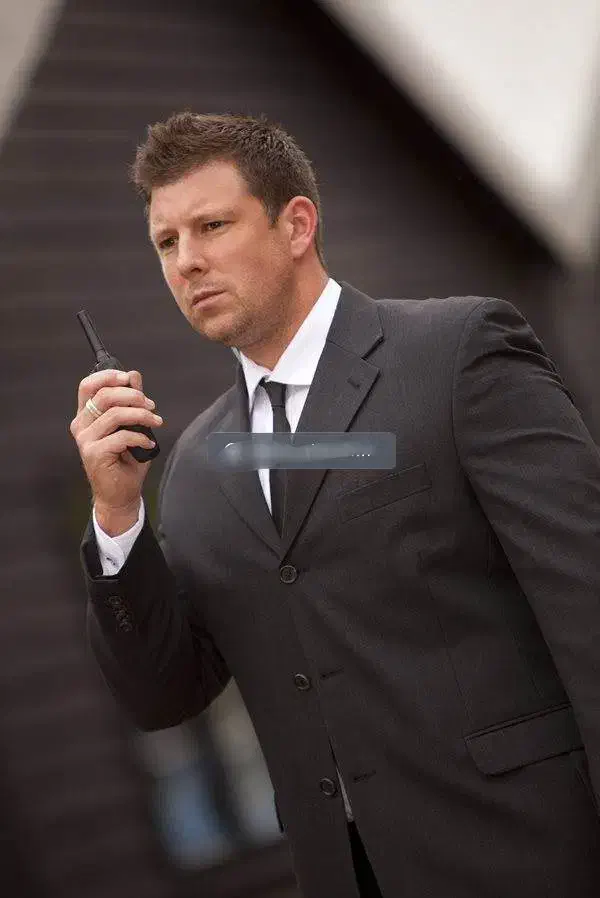 بادیگارد .تعقیب .حل مشکل|خدمات پیشه و مهارت|تهران, الهیه|دیوار