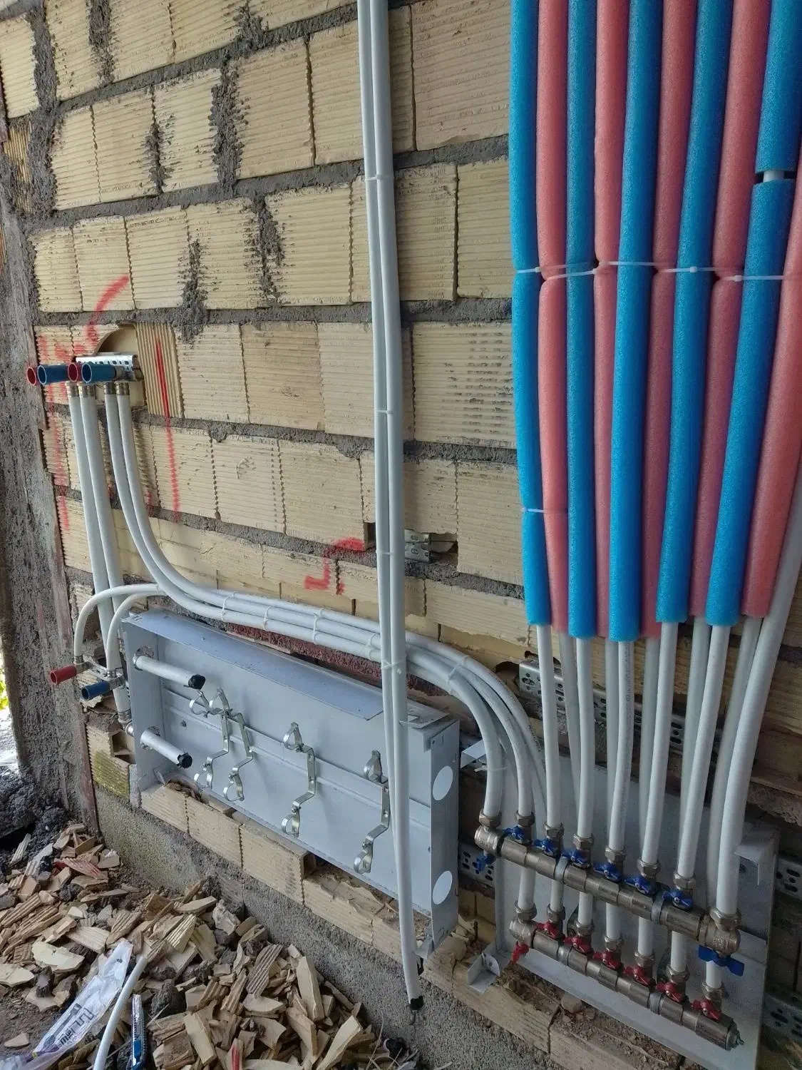 لوله کش آب و فاضلاب ساخت استخر شنا جکوزی لوله کشی|خدمات پیشه و مهارت|لاهیجان, گلستان|دیوار