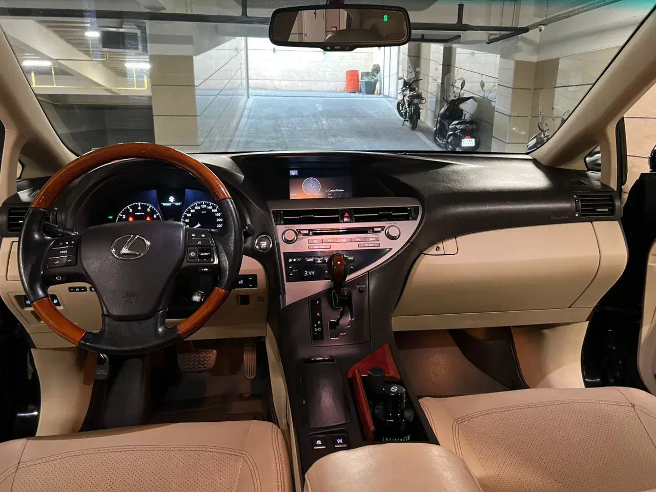 لکسوس rx350 / مدل 2010 / 170 هزار تا کار|خودرو سواری و وانت|تهران, زعفرانیه|دیوار