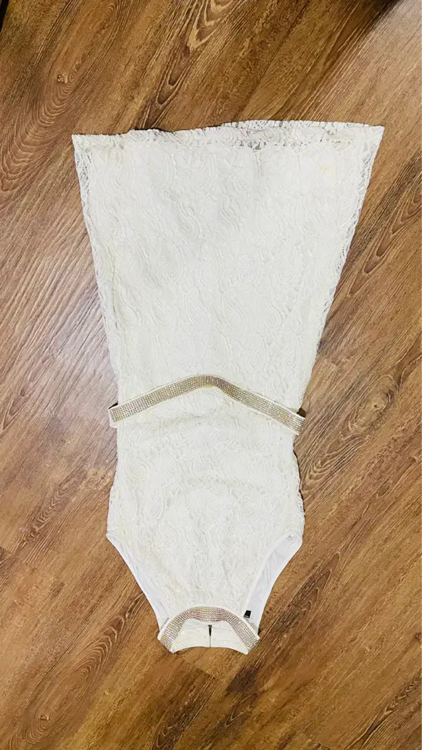 لباس|لباس|دوگنبدان, |دیوار