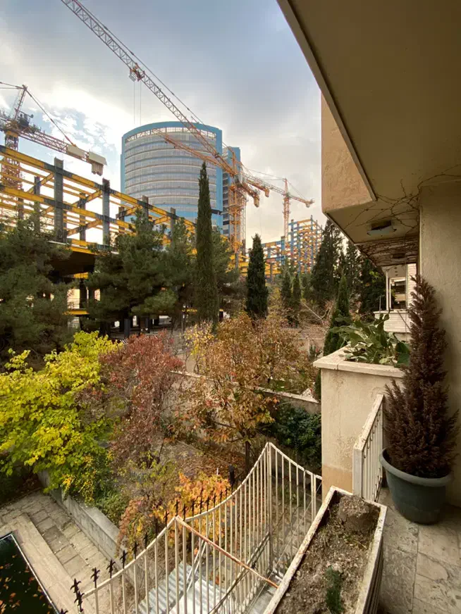 ۷۰۰متر دوبلکس/ اداری/ بر اصلی