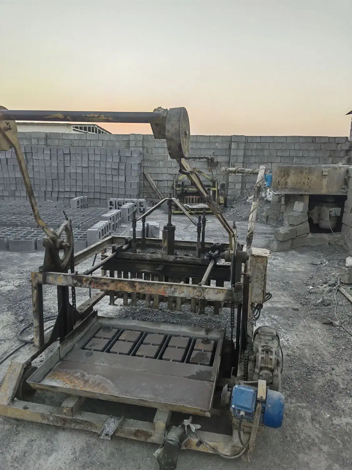 دستگاه بلوک زنی رودان|ماشینآلات صنعتی|بندرعباس, |دیوار