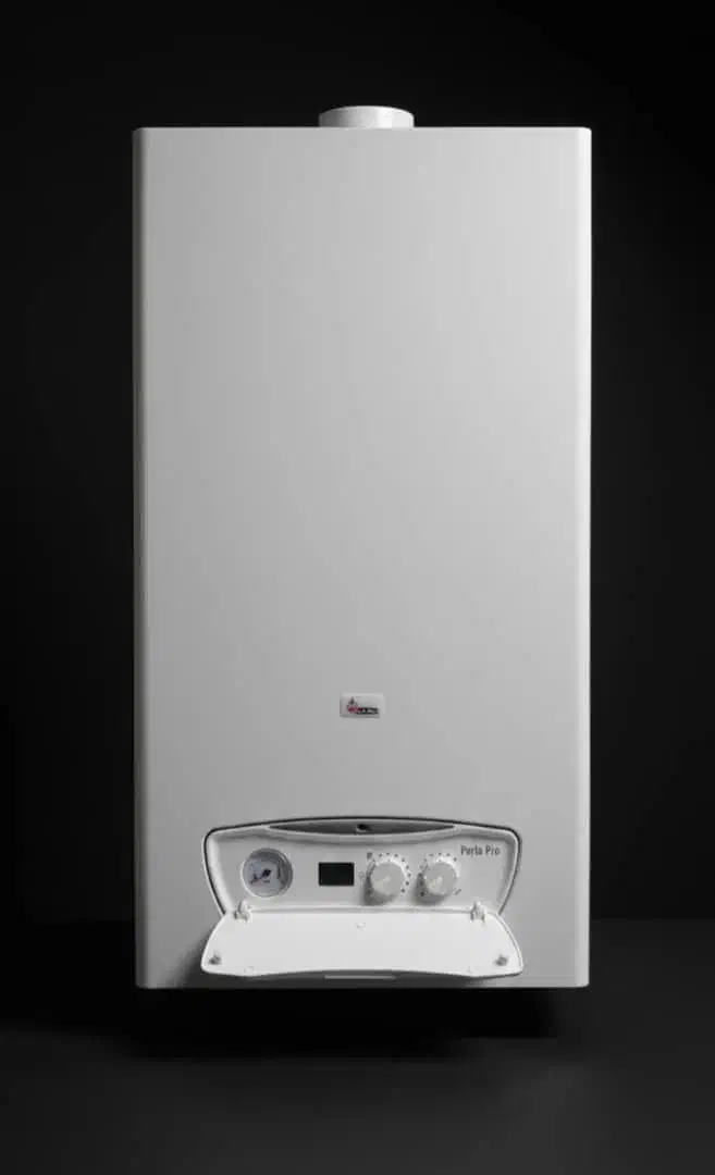 انواع پکیج و رادیاتور|آبگرمکن، پکیج، شوفاژ|اندیشه, شهرک صدف|دیوار