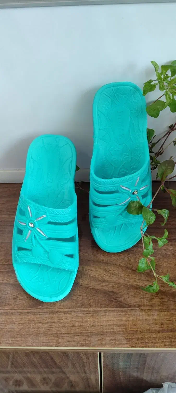 حراجی دمپایی بیمارستانی و استخری   کارتنی|کیف، کفش، کمربند|کرج, گلشهر|دیوار