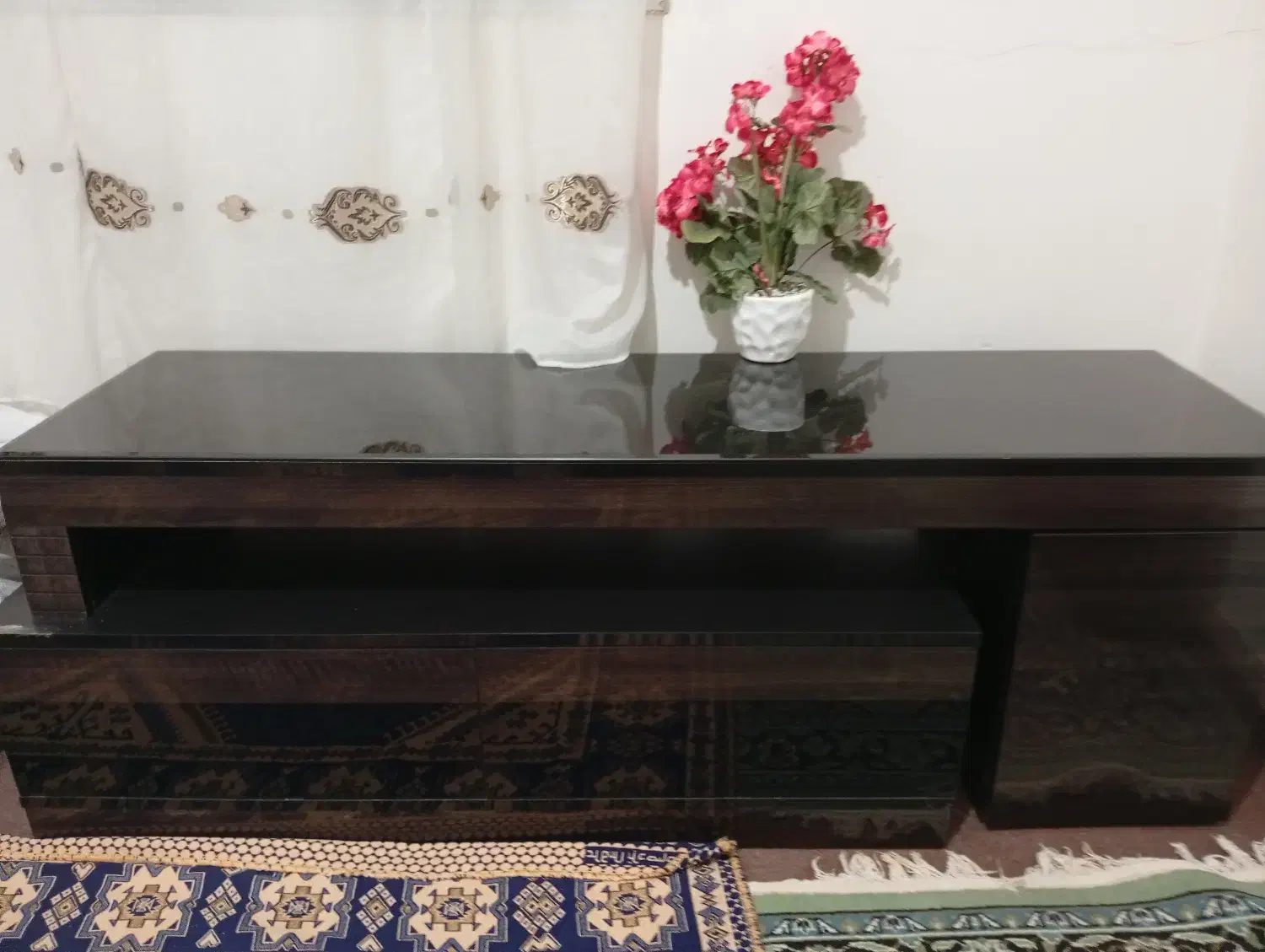 میزتلویزیون|میز تلویزیون|رشت, کوی مهر|دیوار