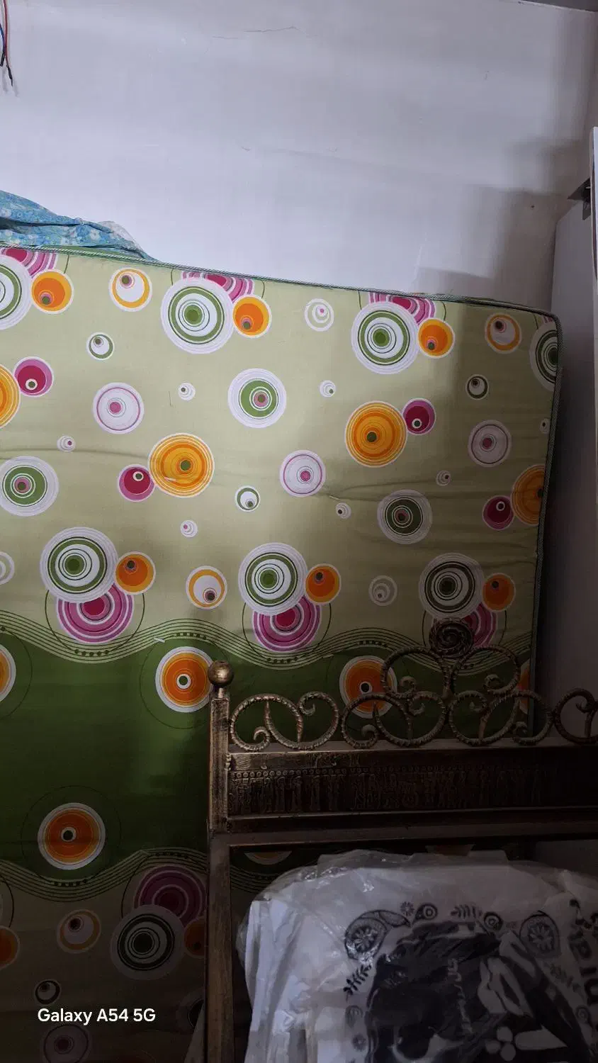 سرویس خواب دونفره با تشک طبی فنری|تخت و سرویس خواب|اراک, |دیوار