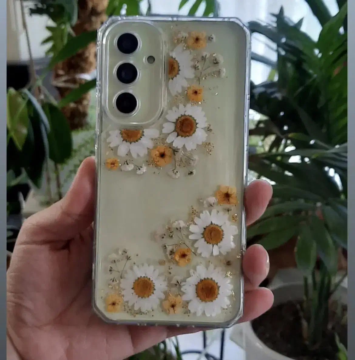 گاردگوشی با گل های طبیعی|لوازم جانبی موبایل و تبلت|خمینی‌شهر, |دیوار