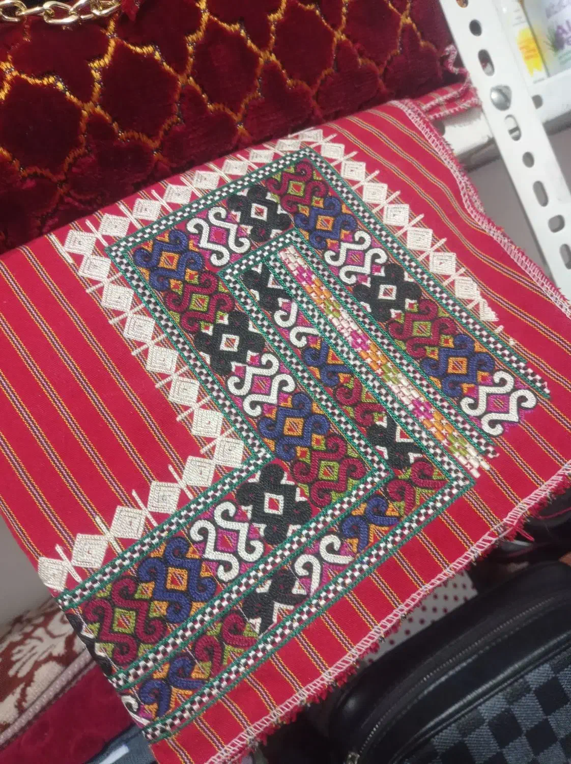 کتن پارچه،چارشو،کیف سنتی،مخمل نمازلیق و|لباس|گنبد کاووس, |دیوار