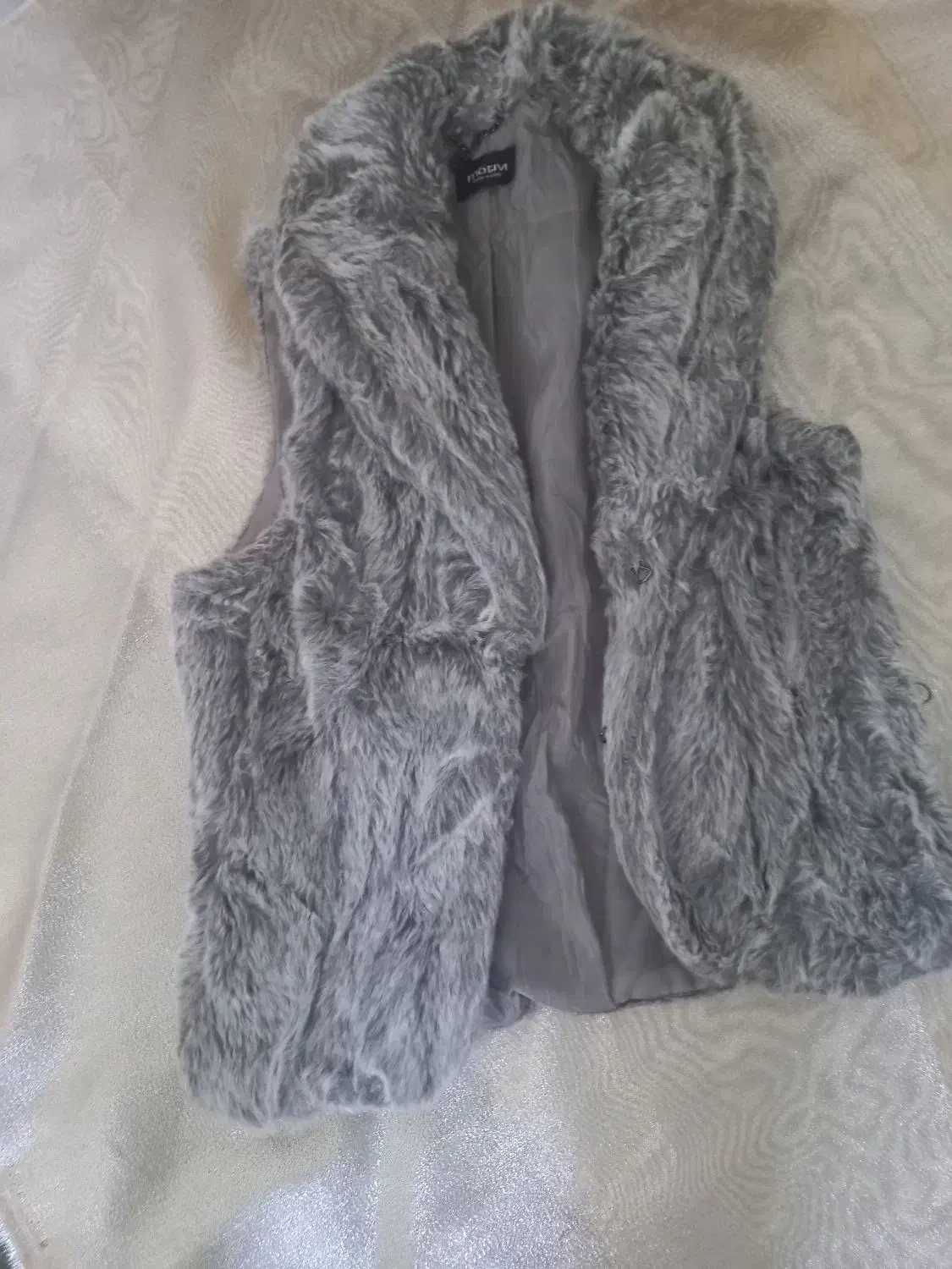 خز خوش پوش|لباس|دهدشت, |دیوار