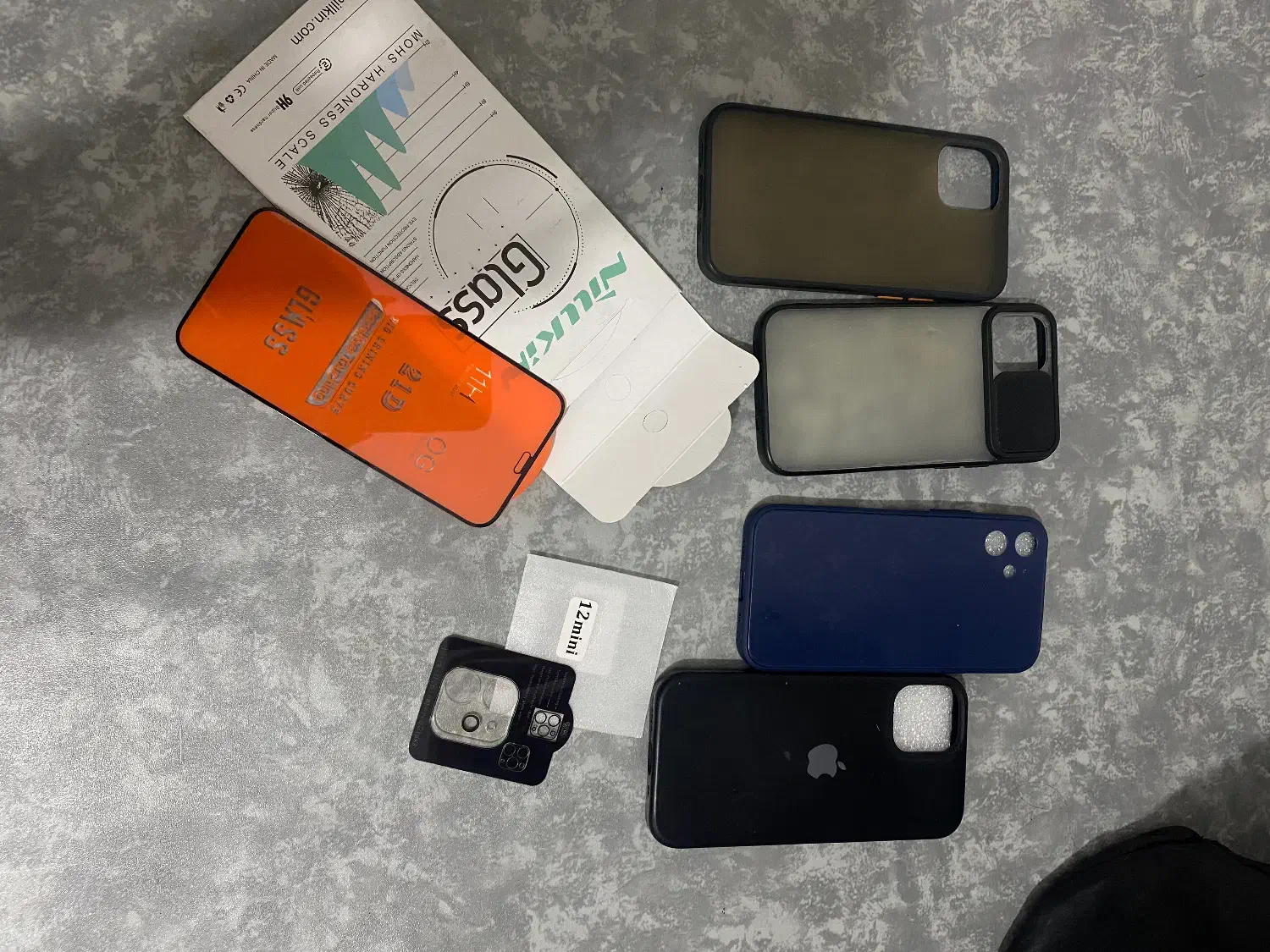 قاب و گلس گوشی ایفون ۱۲ مینی|لوازم جانبی موبایل و تبلت|ارومیه, |دیوار