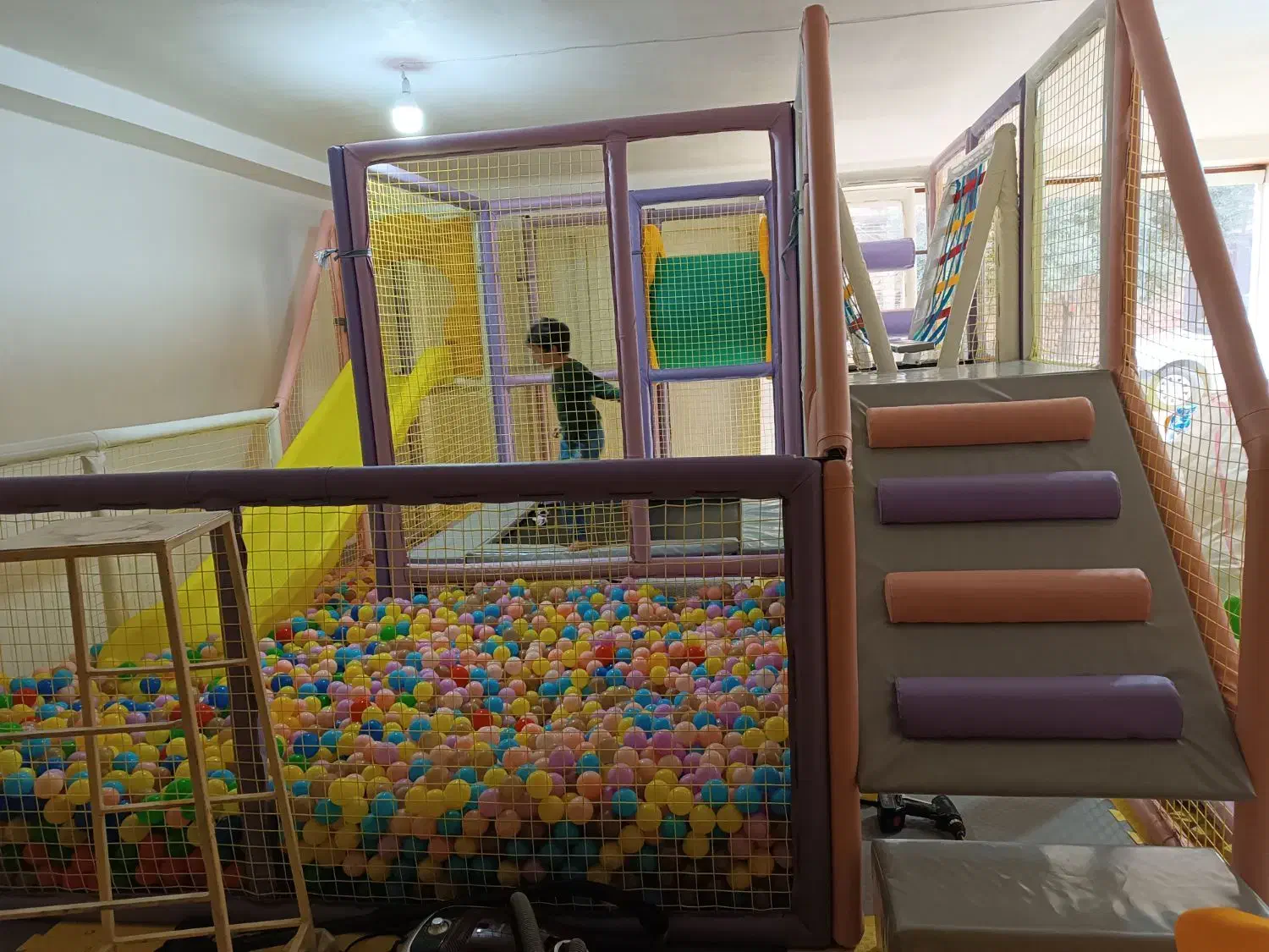 سرسره بادی و سافت پلی|اسباب‌‌بازی|گیلوان, |دیوار