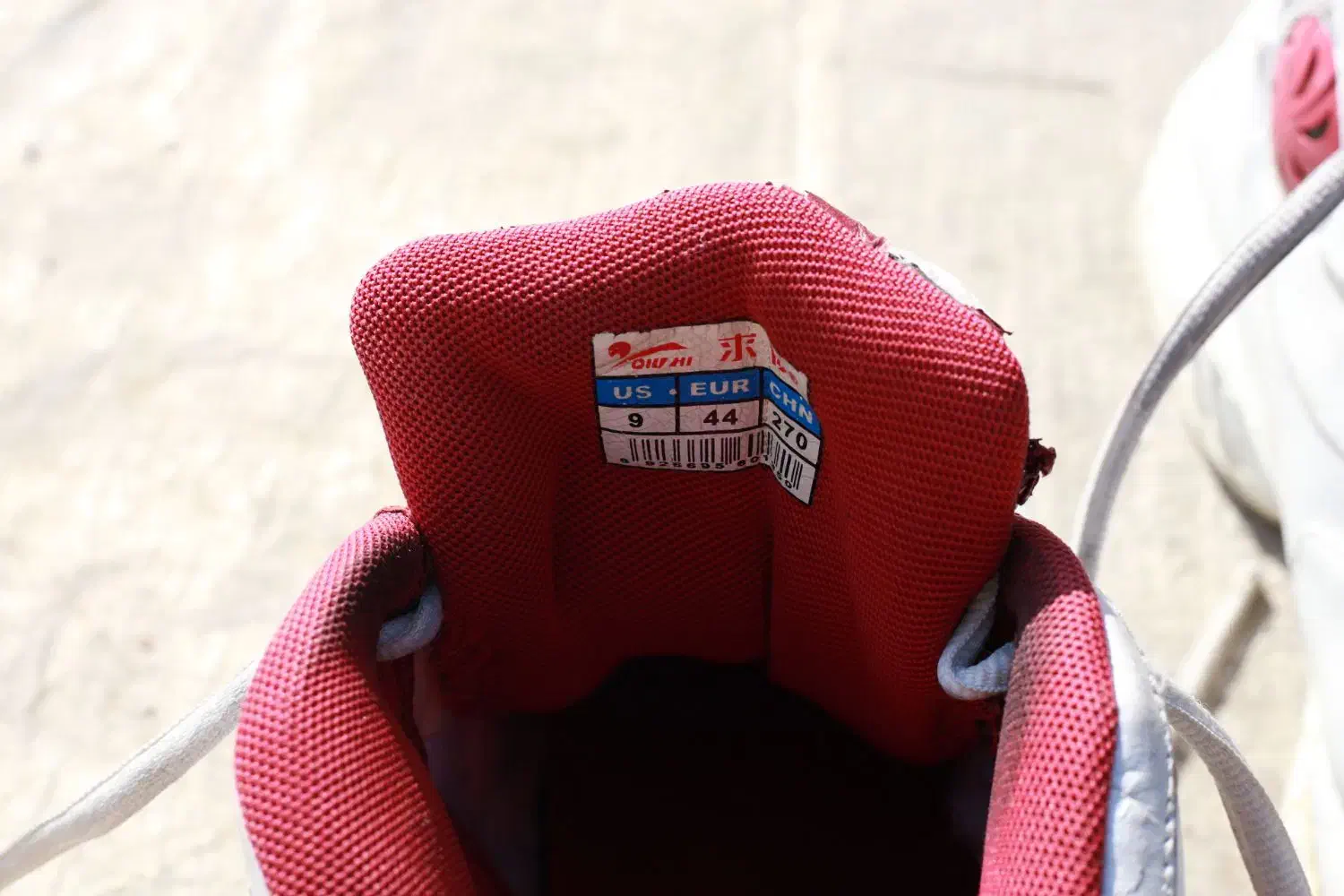 کفش اسپرت قیمت مناسب سایز ۴۴|کیف، کفش، کمربند|اصفهان, دستگرده|دیوار