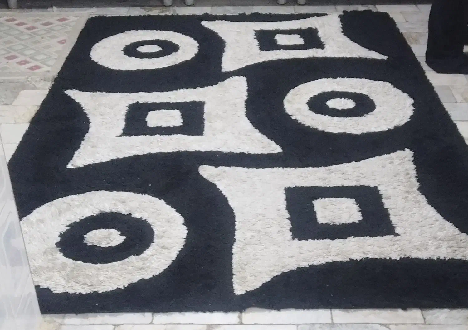 فرش چهار متری بدون پارگی|فرش|بابل, |دیوار