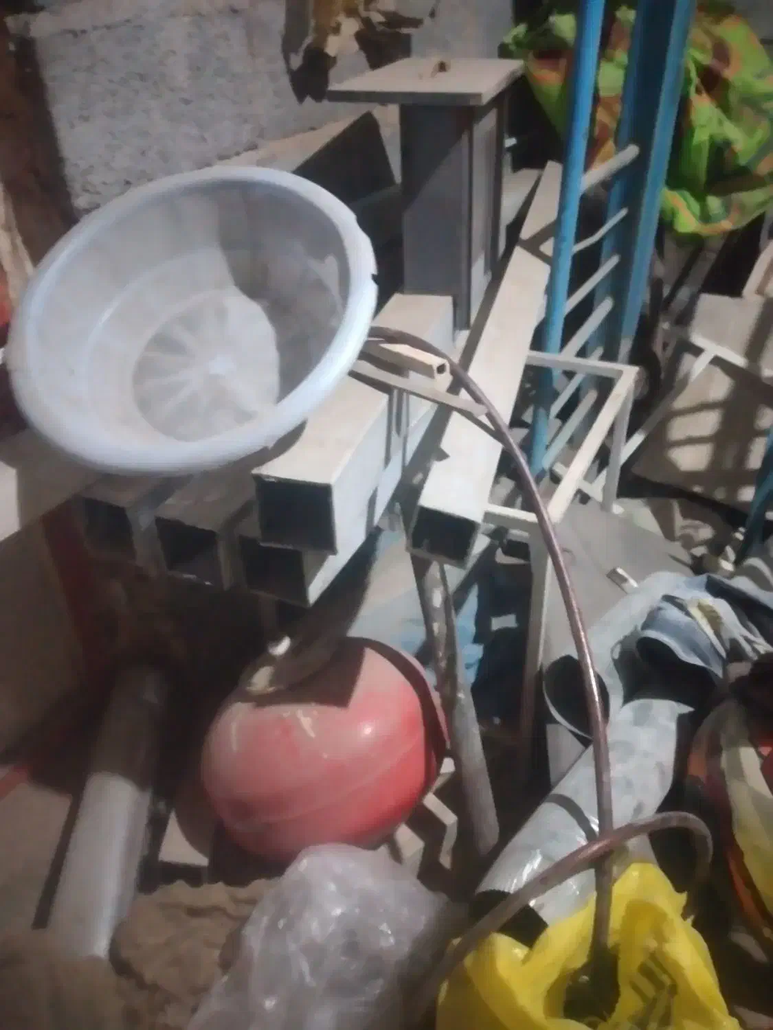 خرید ضایعات با بهترین قیمت|خدمات پیشه و مهارت|زرند, |دیوار