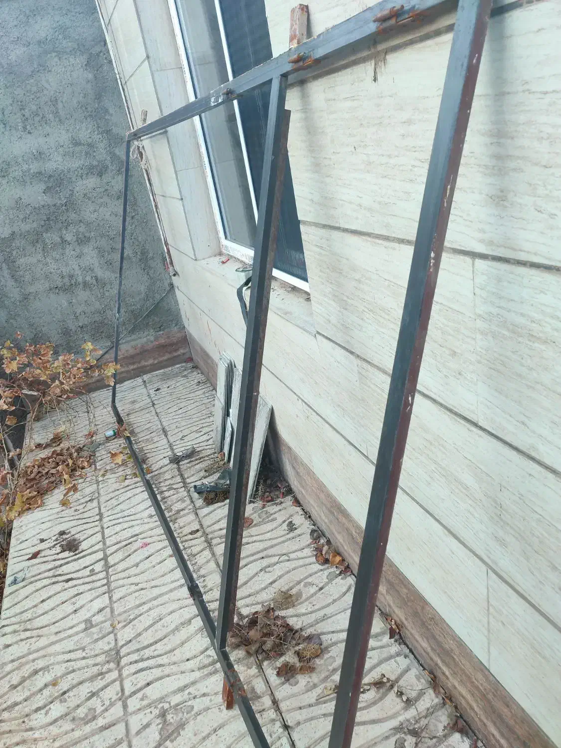 چهار چوب کمد دیواری سالم سالم بادرب چوبی|جاکفشی، کمد، دراور|دشتابی, |دیوار