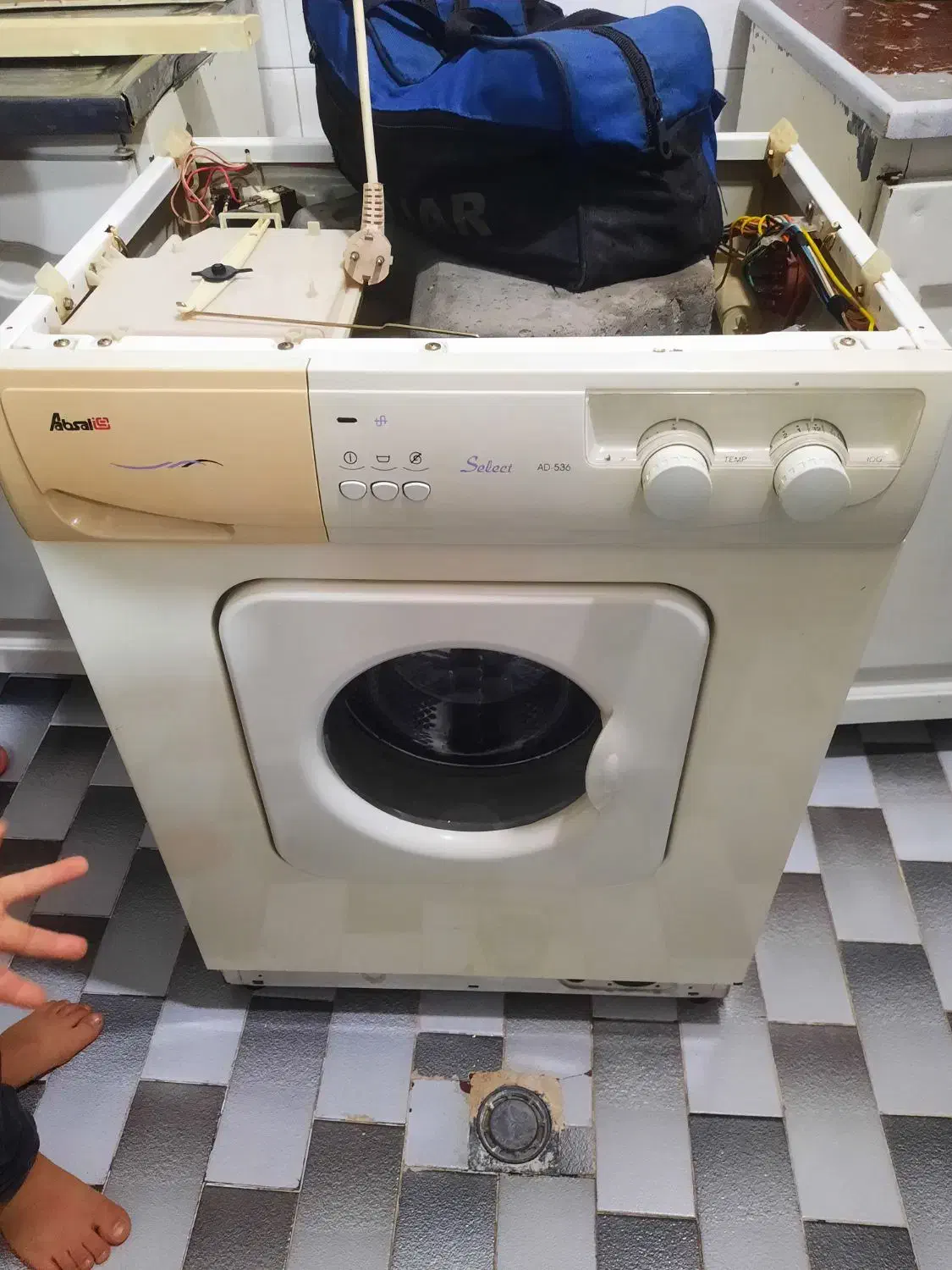 تعمیرات آبگرمکن،لباسشویی،بخاری،جاروبرقی|خدمات پیشه و مهارت|زنجان, |دیوار