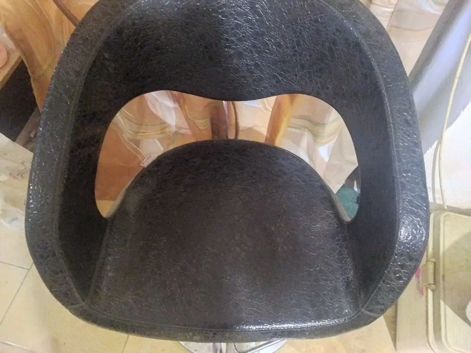 صندلی آرایشگاه|آرایشگاه و سالنهای زیبایی|پیشوا, |دیوار