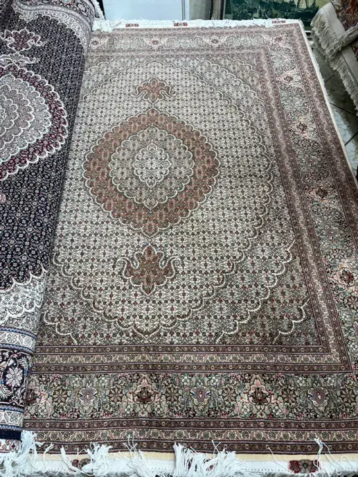 قالیچه ماهی کرم درحدنو|فرش|تبریز, |دیوار