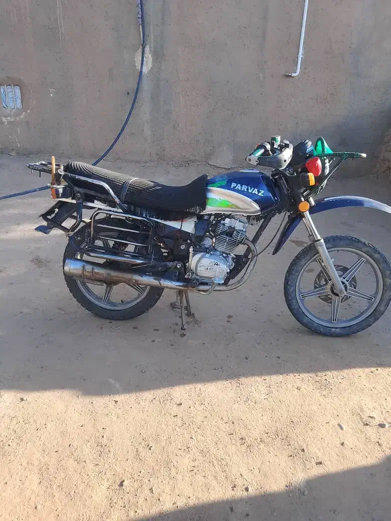 موتور سیکلت احسان شکاری|موتورسیکلت|فهرج, |دیوار
