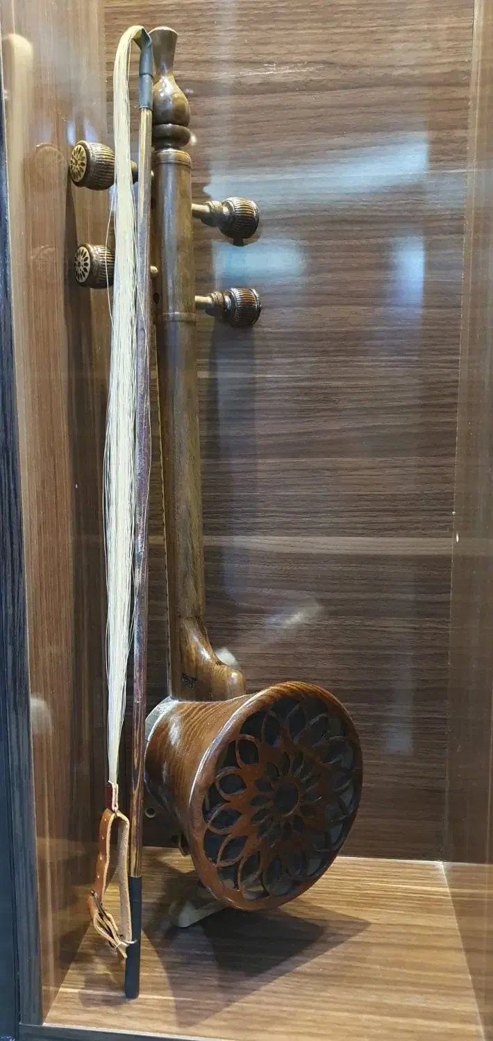 کمانچه ای خاص برای خاص پسندان|سازهای سنتی|خرمآباد, |دیوار