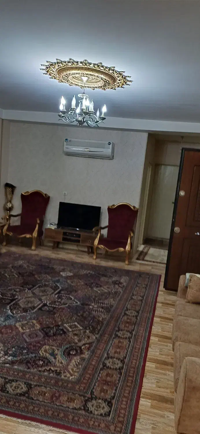 فروش آپارتمان  اسانسوردار جنوبی پارکینگ حیاط|فروش آپارتمان|الوند, |دیوار